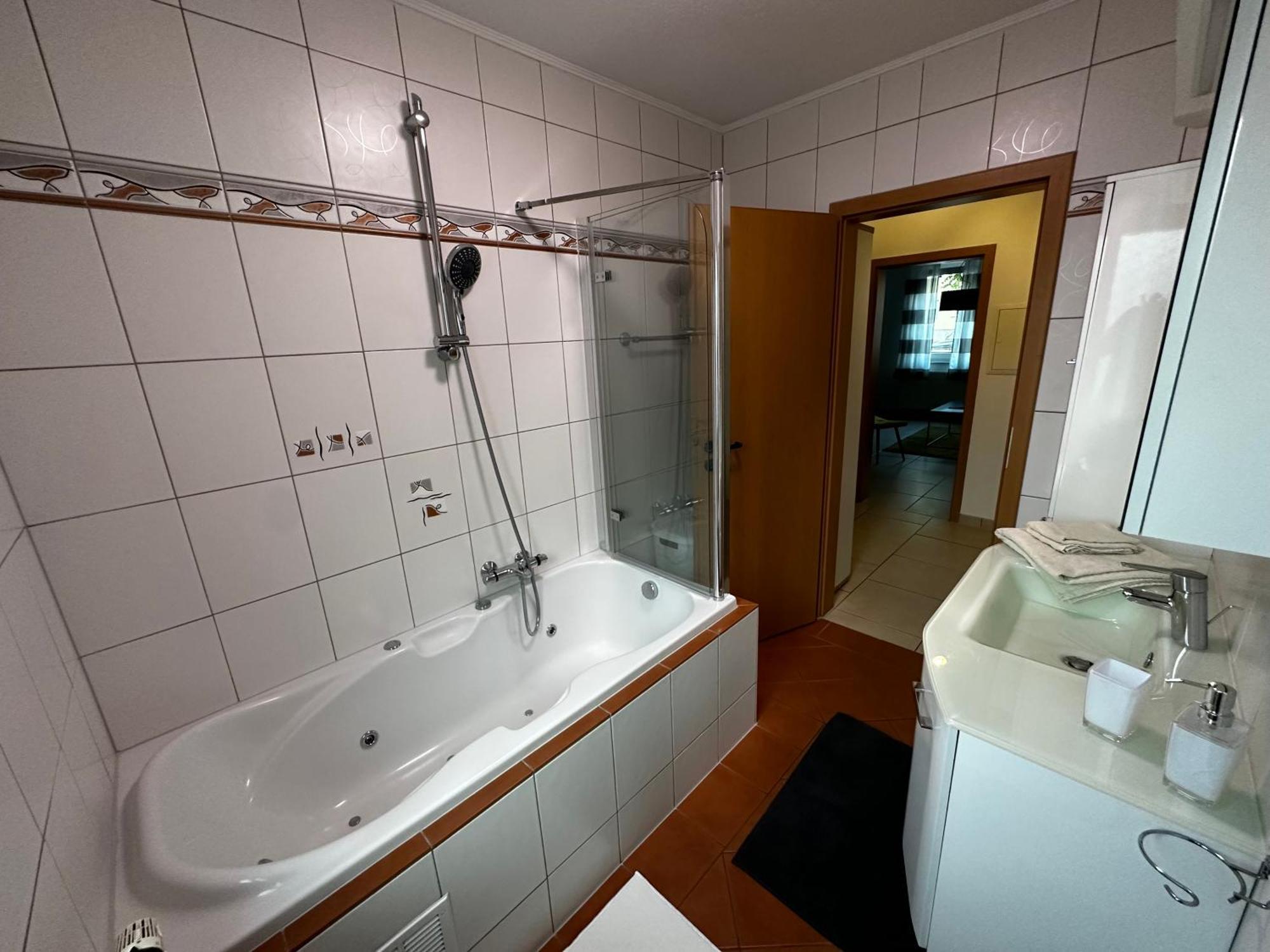 Giulia Ferienwohnung - Zentral Tuttlingen Exteriör bild
